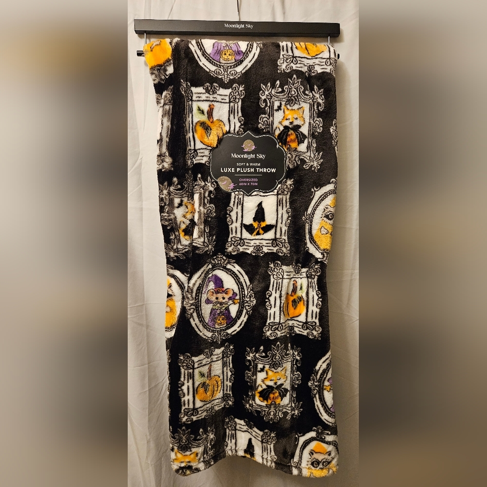 Moonlight Sky Halloween Oversized Luxe Plush Throw Blanket | 60" x 70" | NWT
